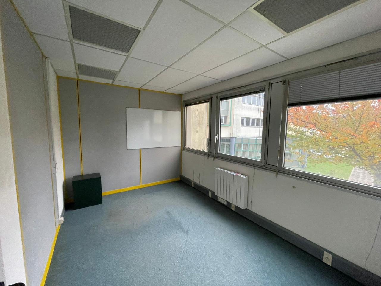 Bureau Noisiel 482m² Location bureau Noisiel Seine-et-Marne OLBUR2425129 2